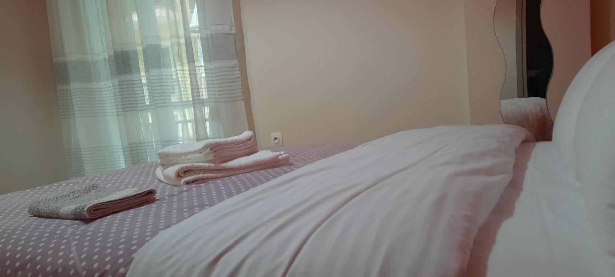New Room1ambelokipi Metro Airport Line Apartment *