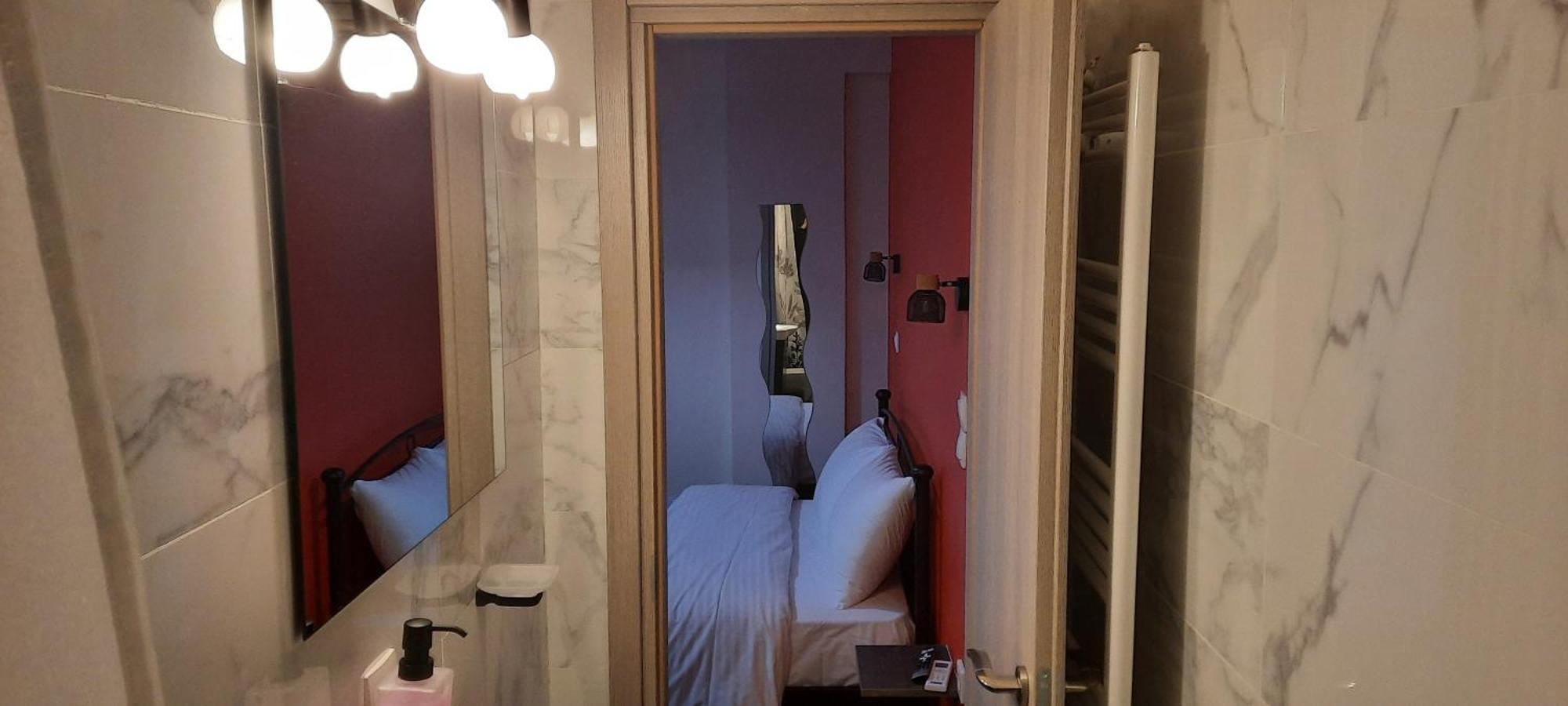 New Room1ambelokipi Metro Airport Line * Athens